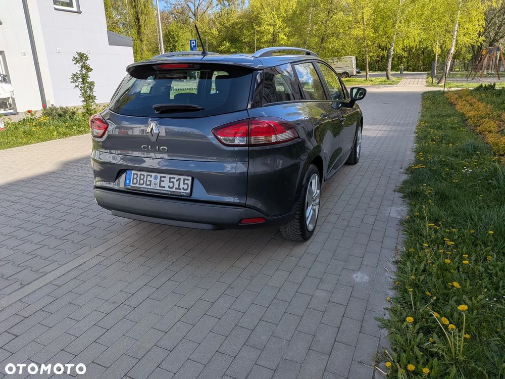 Renault Clio 1.2 16V 75 LIMITED - 38