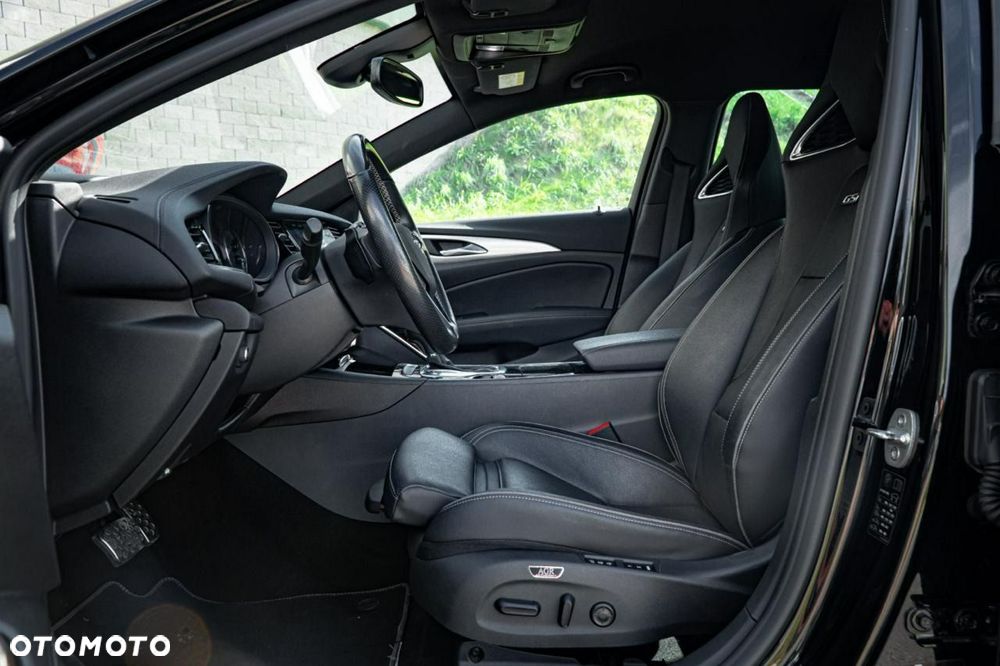 Opel Insignia 2.0 Direct InjectionTurbo GSI - 32