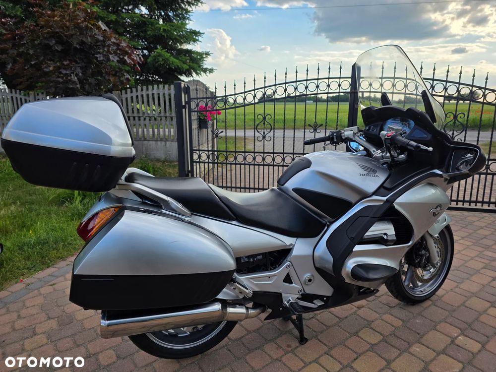 Honda ST - 37