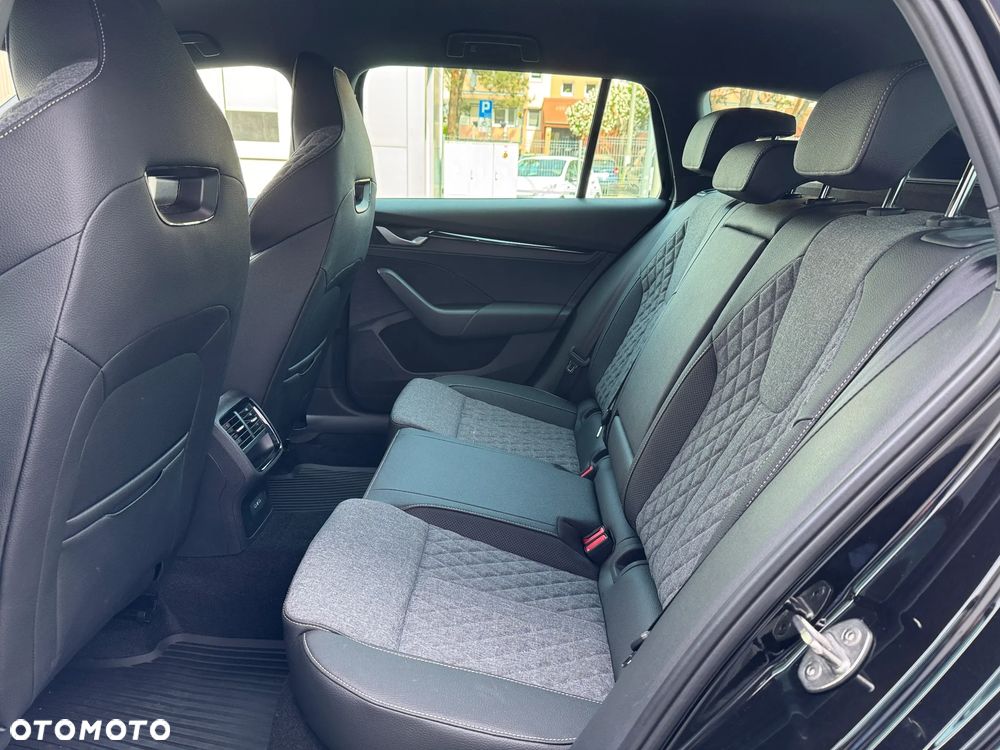 Skoda Octavia 2.0 TDI Sportline DSG - 14