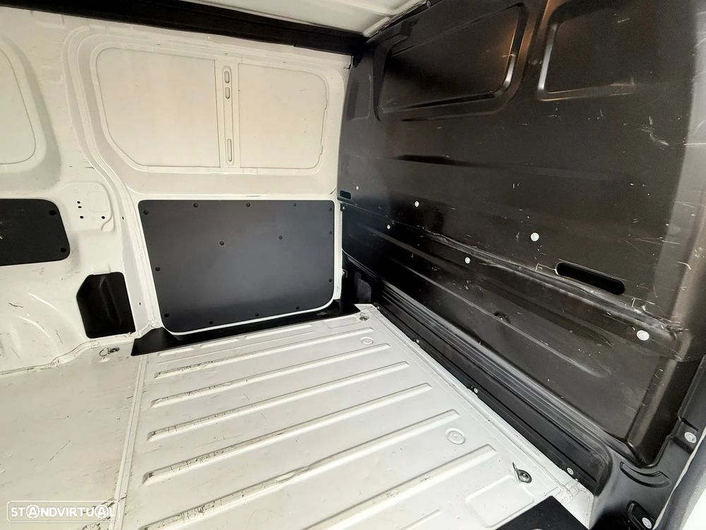 Peugeot Expert 1.6 Blue HDi L2 - 18