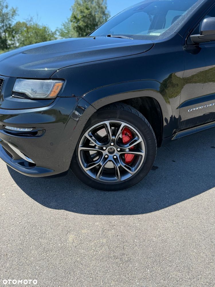 Jeep Grand Cherokee - 15