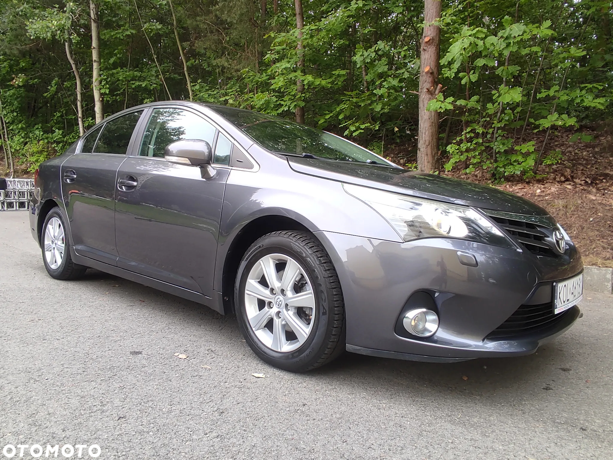 Toyota Avensis 1.8 Premium - 34