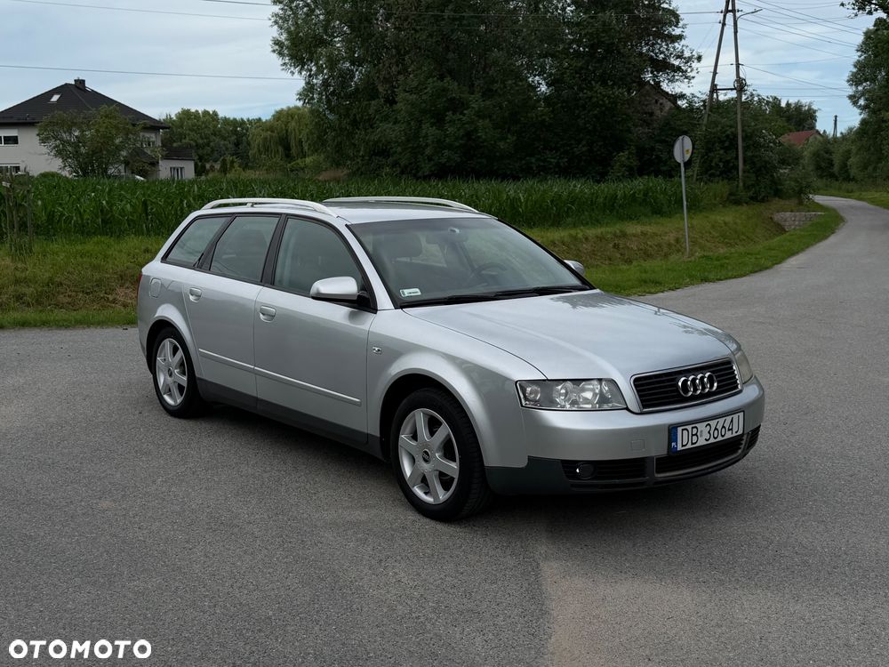 Audi A4 Avant - 1