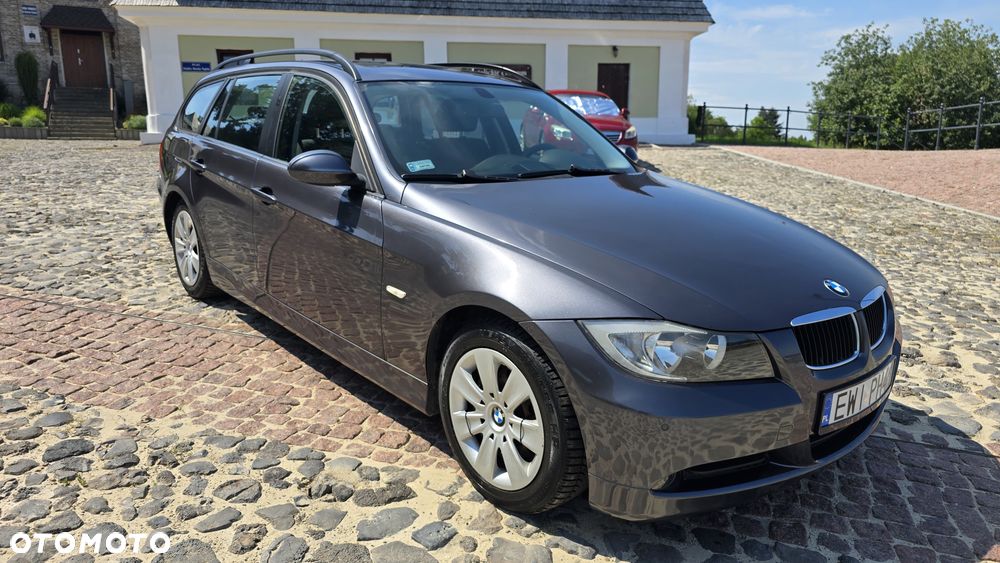 BMW Seria 3 - 22