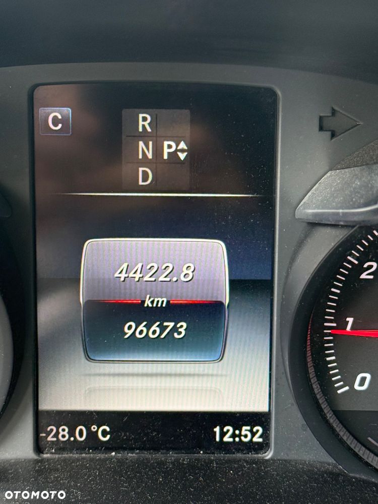 Mercedes-Benz GLC 300 4Matic 9G-TRONIC - 22