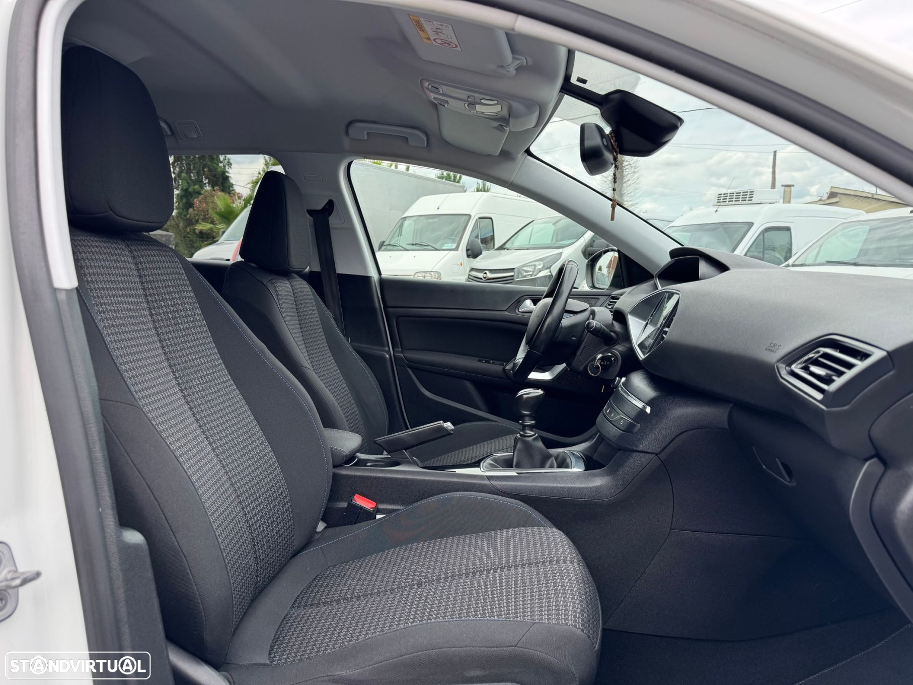Peugeot 308 SW 1.5 BlueHDi Style - 27