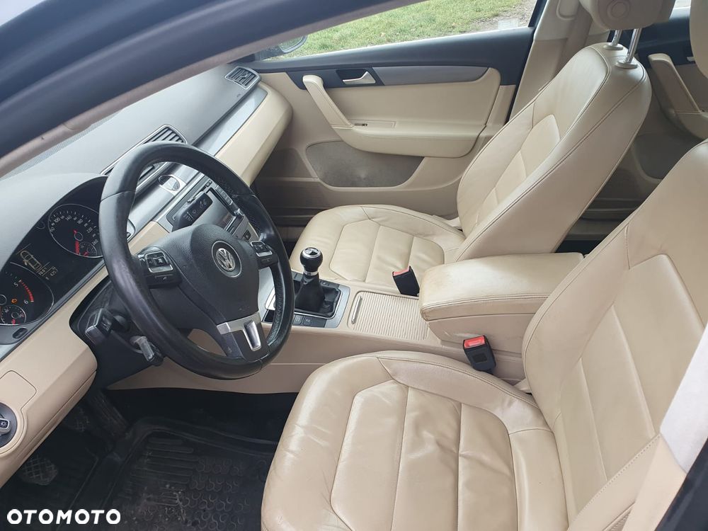 Volkswagen Passat 2.0 TDI Comfortline Optimum - 6
