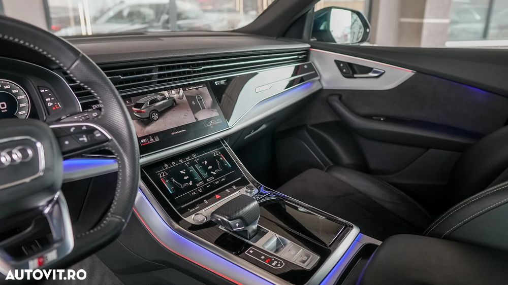 Audi Q8 - 11