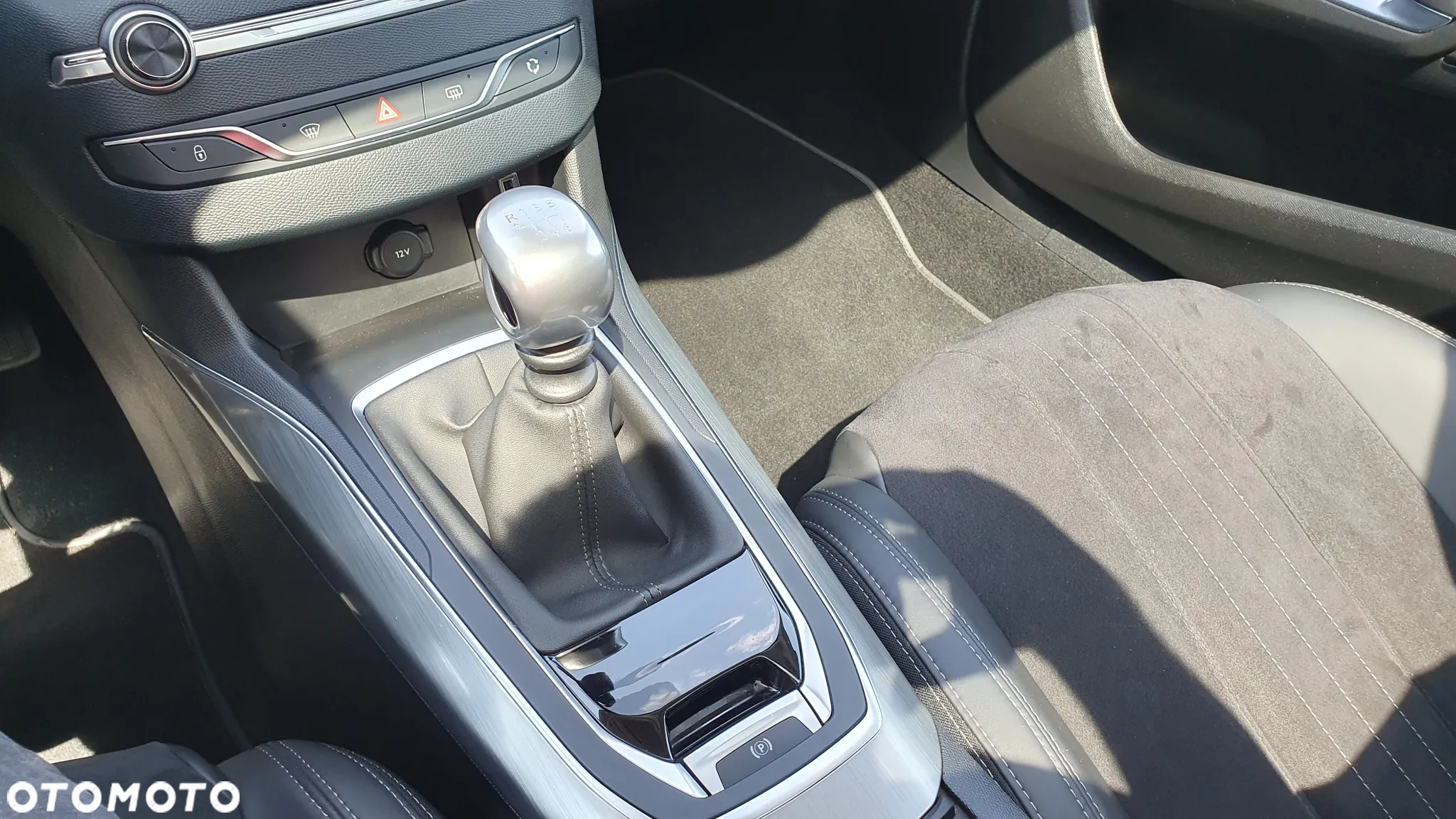 Peugeot 308 1.2 PureTech GPF Allure Pack S&S - 24