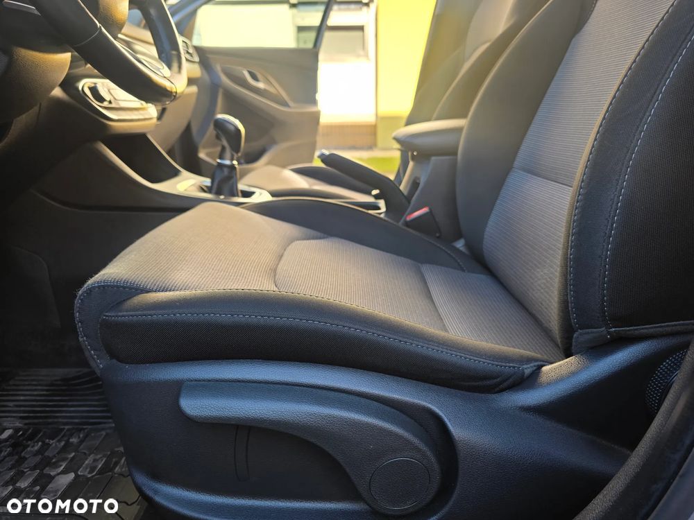 Hyundai i30 1.0 T-GDI Modern - 24