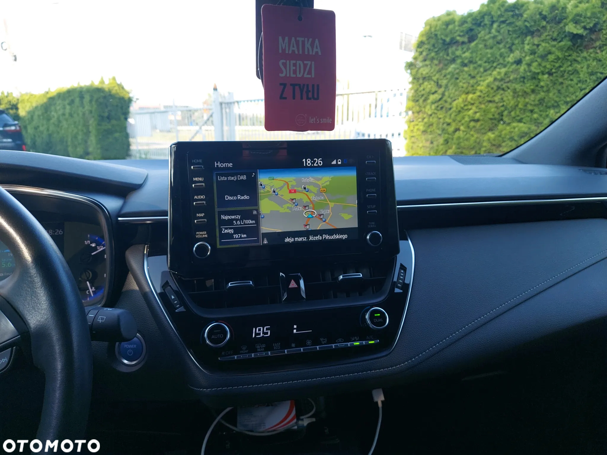 Toyota Corolla 1.8 Hybrid Touring Sports Comfort - 6