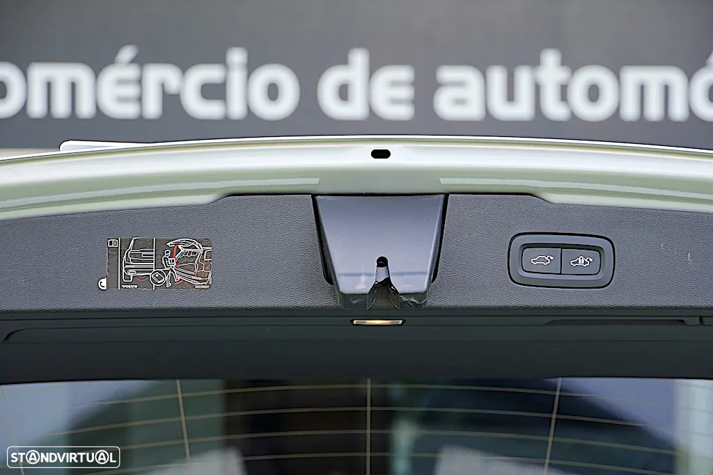 Volvo V60 2.0 D4 Inscription Geartronic - 18