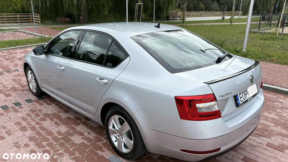 Skoda Octavia 1.5 TSI ACT Ambition - 3