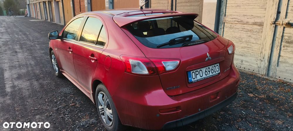 Mitsubishi Lancer 2.0 DI-D Intense - 2