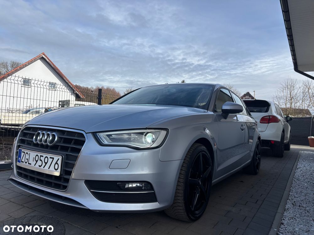 Audi A3 Sportback 1.4 TFSI cylinder on demand ultra Ambition - 2