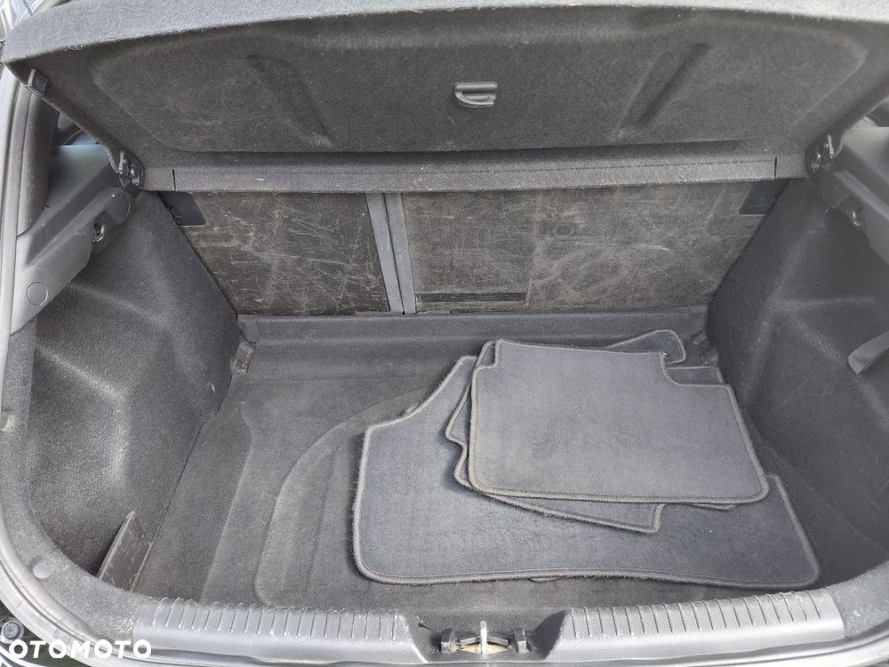 Hyundai i30 1.4 Comfort - 16