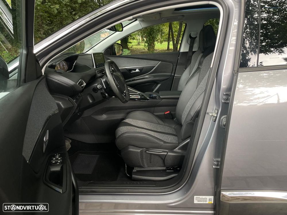 Peugeot 3008 1.2 PureTech Allure EAT8 - 27