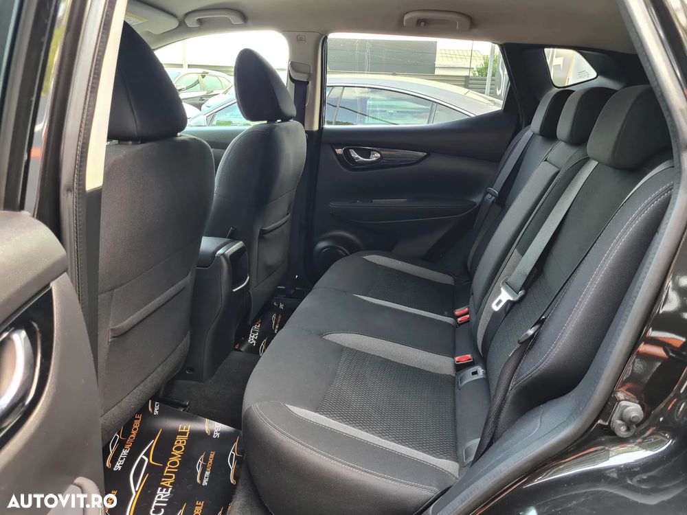Nissan Qashqai 1.5 DCI Start/Stop Tekna - 12