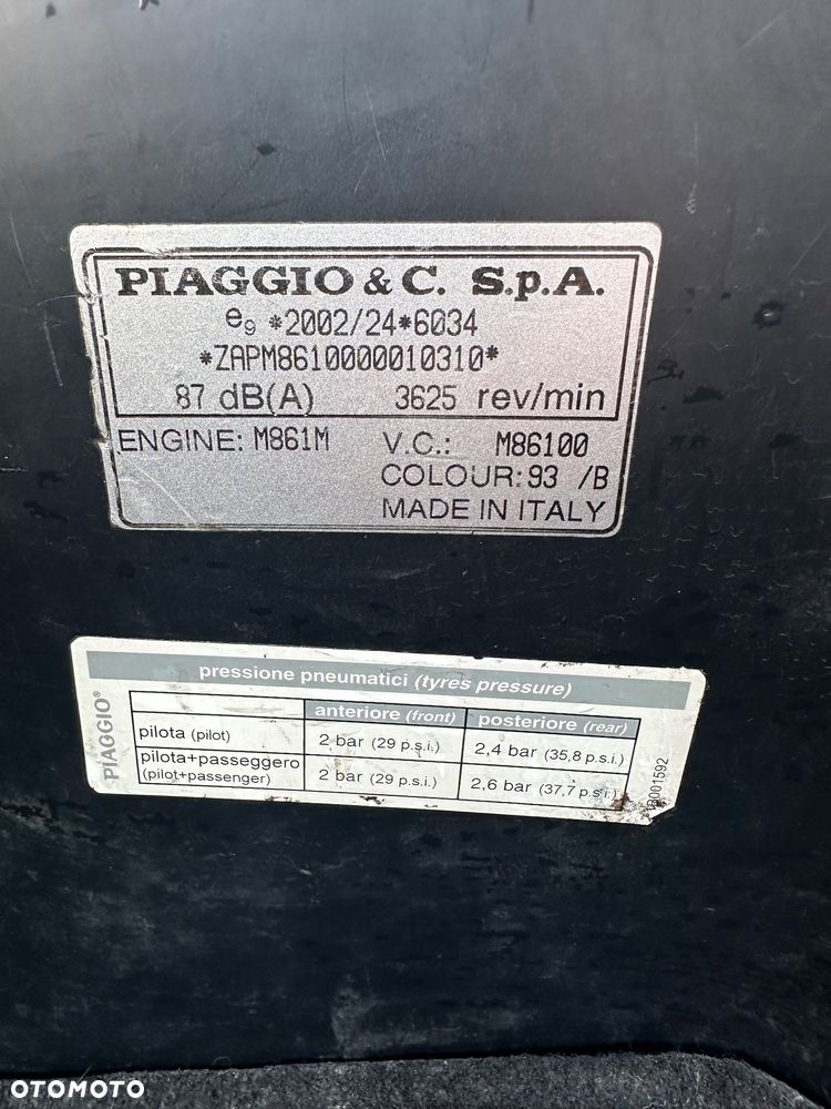 Piaggio MP-3 - 21
