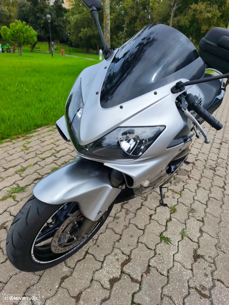 Honda CBR 600 F4 - 8