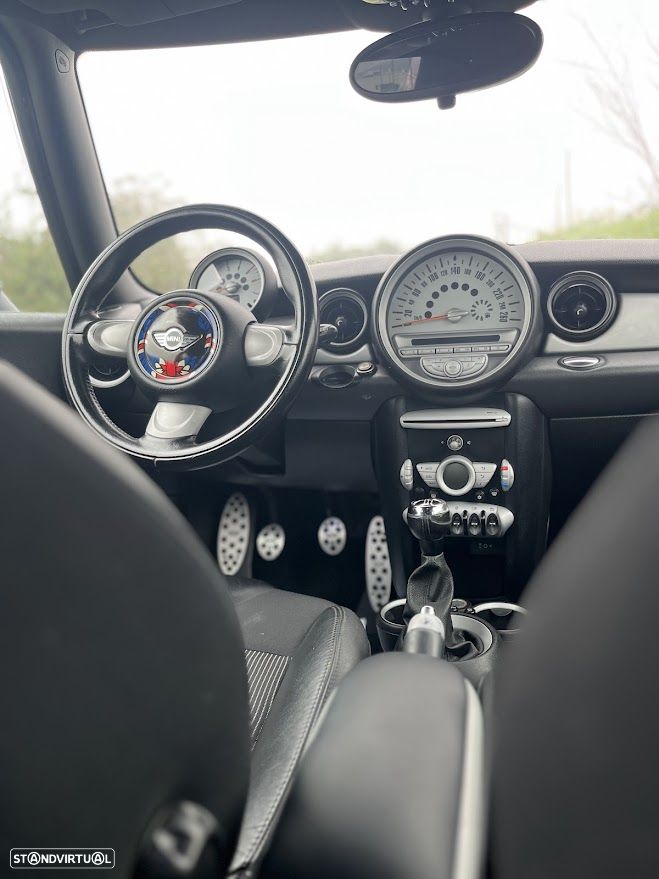 MINI 3 Portas Cooper D - 7