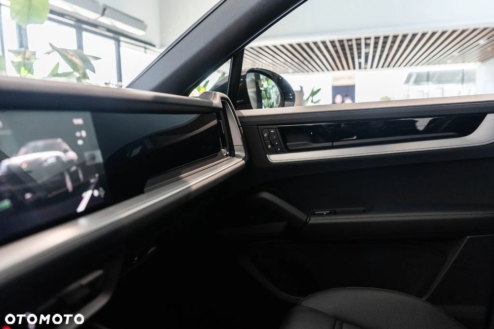 Porsche Cayenne E-Hybrid PHEV - 24