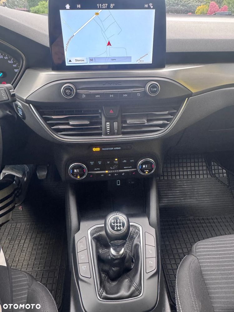 Ford Focus - 11