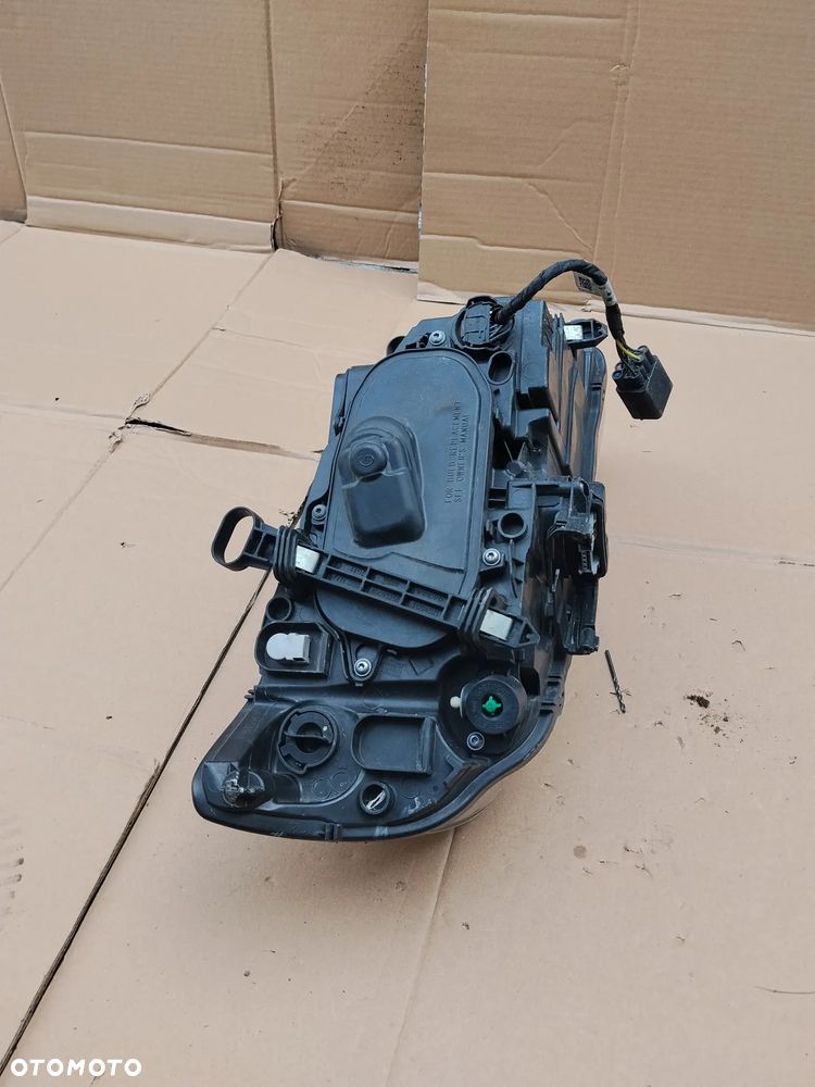Lampa Lewa Bi xenon skrętny Volvo S60 V60 II Lift Europa 7pin - 2