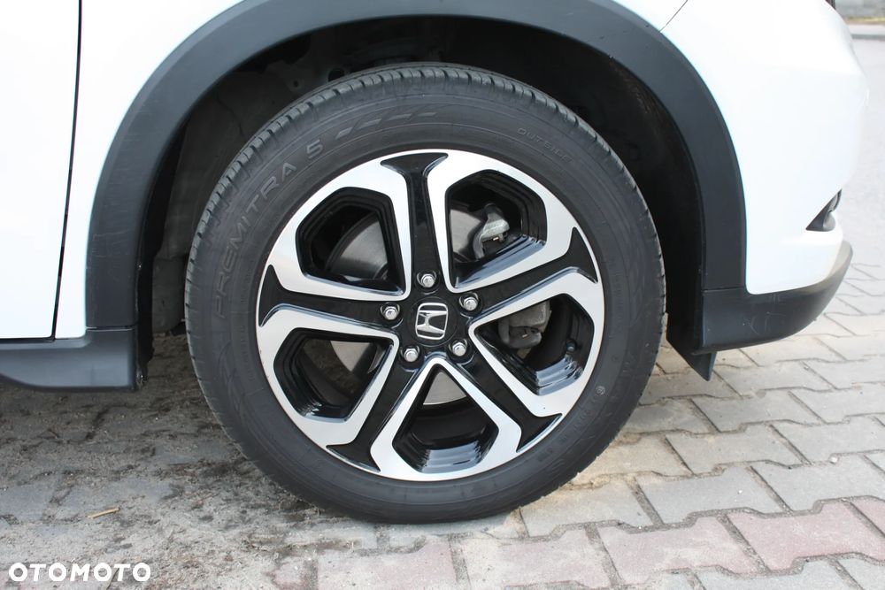Honda HR-V 1.5 Executive (ADAS / Connect+) CVT - 12