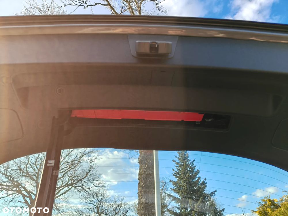 Audi A4 Avant 2.0 TDI ultra DPF Ambiente - 21