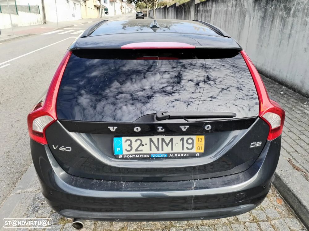 Volvo V60 1.6 D2 Drive Momentum Start/Stop - 9