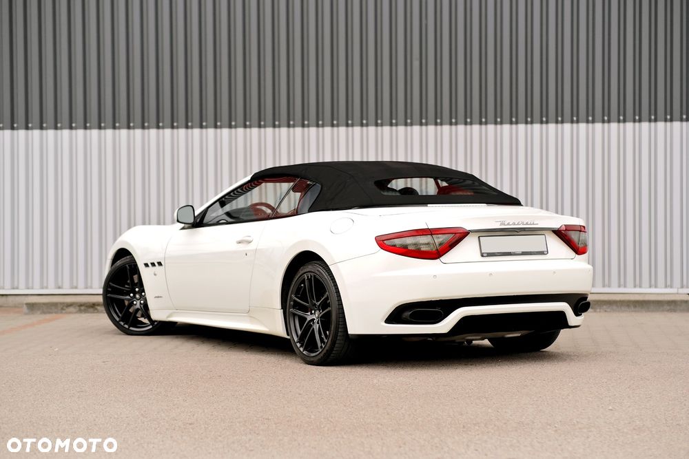 Maserati GranTurismo Sport - 38