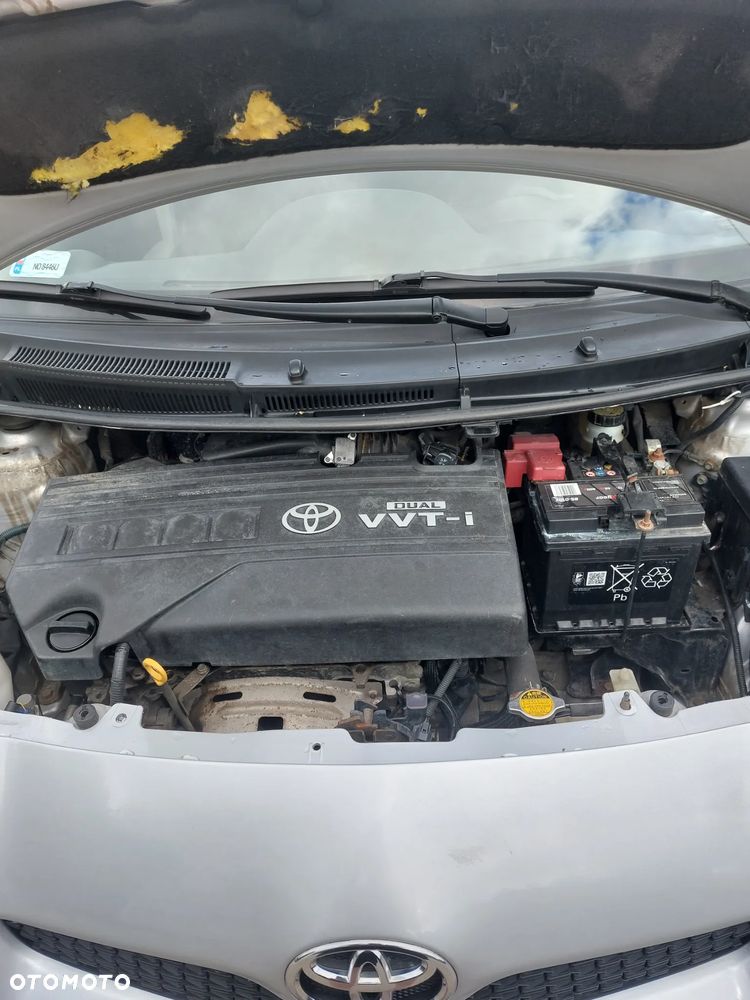 Toyota Yaris 1.33 Sol - 9