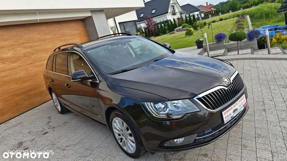 Skoda Superb 2.0 TDI Elegance DSG - 35