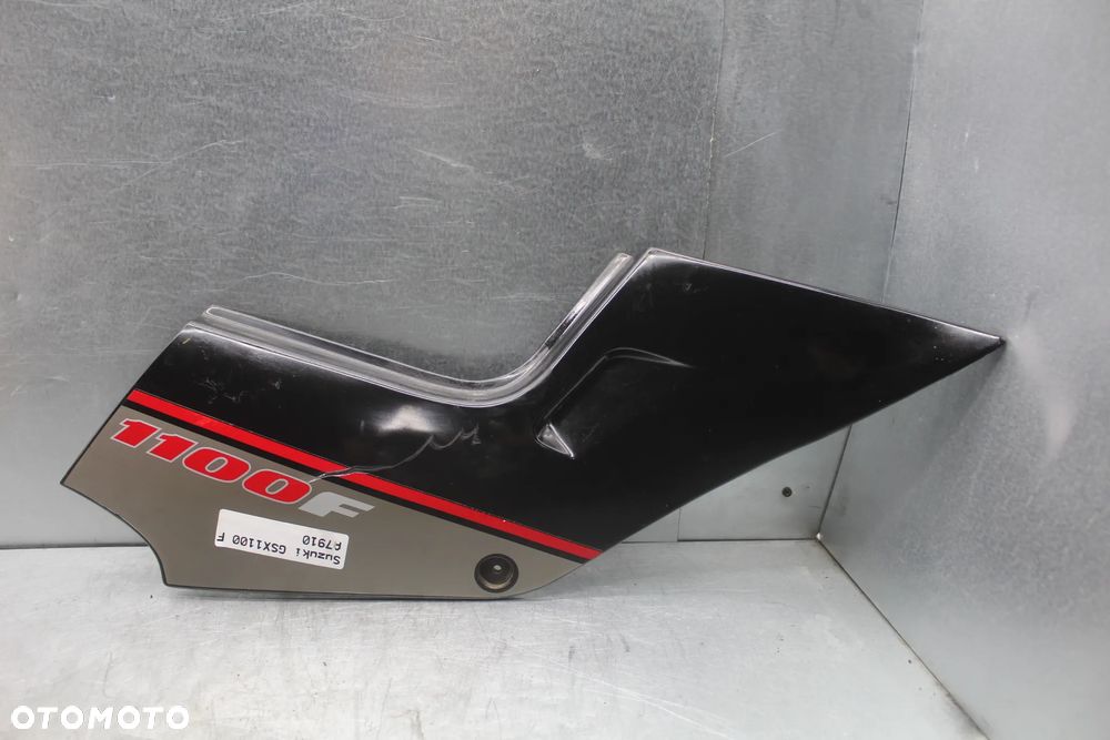 Suzuki GSX 1100 F G Bok boczek prawy ogon owiewka - 1