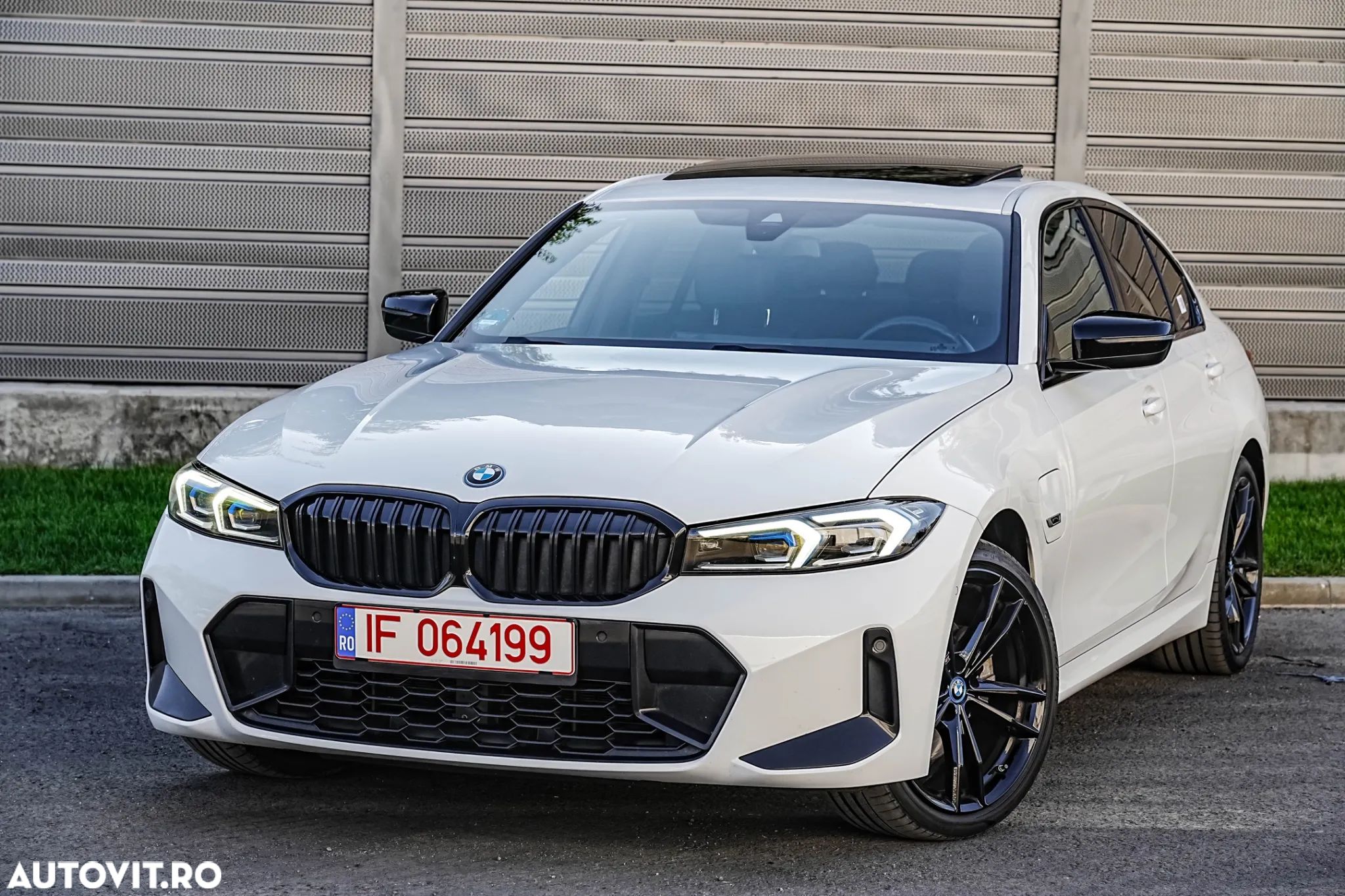 BMW Seria 3 320e Aut. M Sport - 1