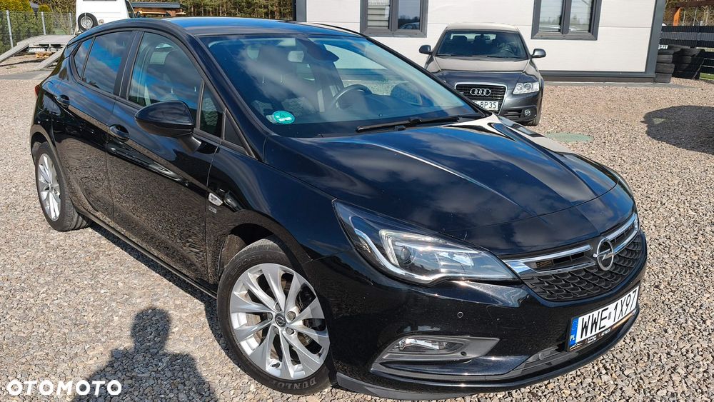Opel Astra 1.4 Turbo 120 Jahre - 18