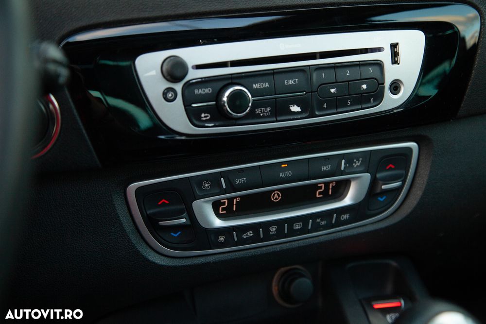 Renault Grand Scenic - 23