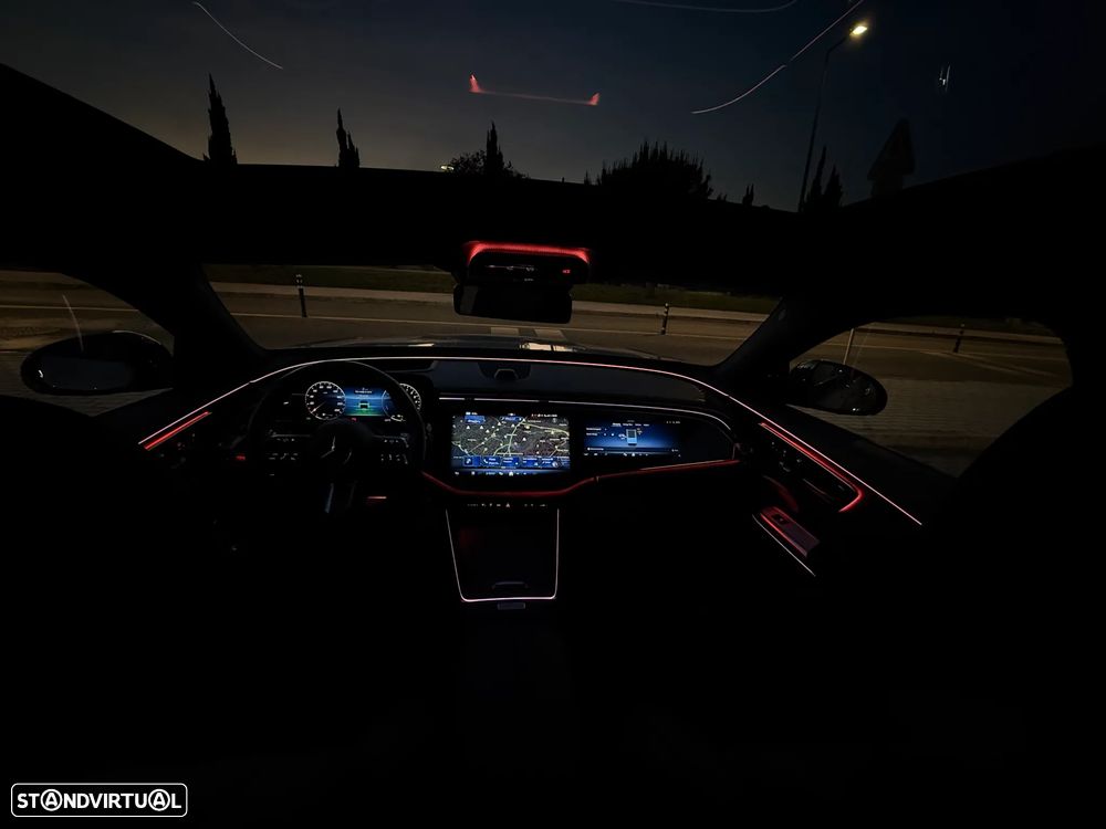 Mercedes-Benz E 300 de - 21