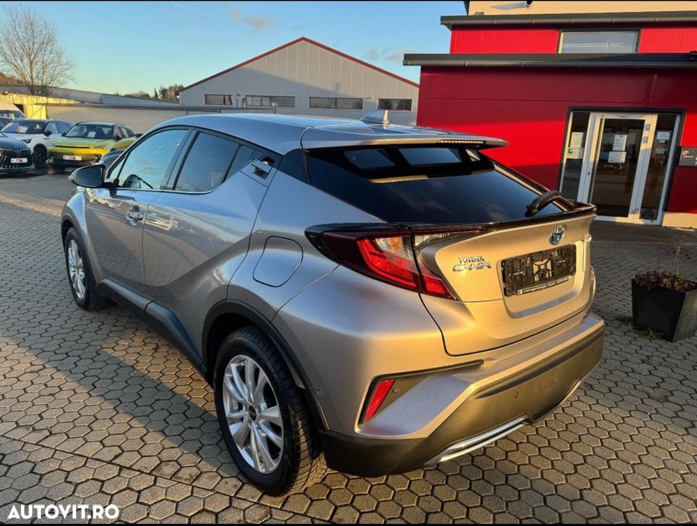 Toyota C-HR - 6
