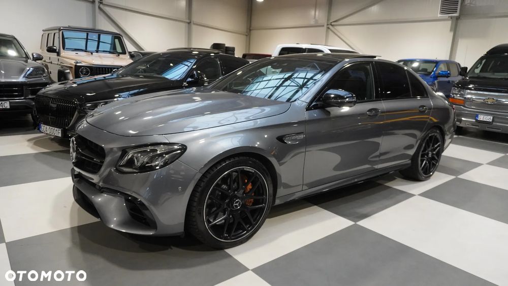 Mercedes-Benz Klasa E - 1