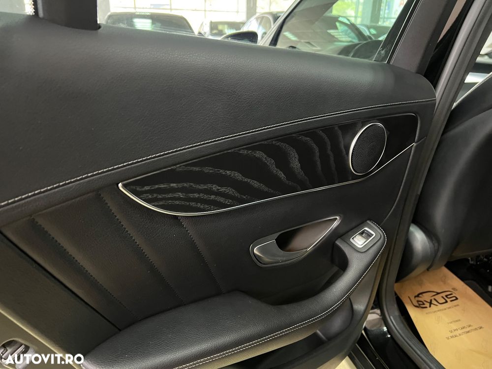 Mercedes-Benz GLC 250 d 4MATIC 9G-TRONIC AMG Line - 21