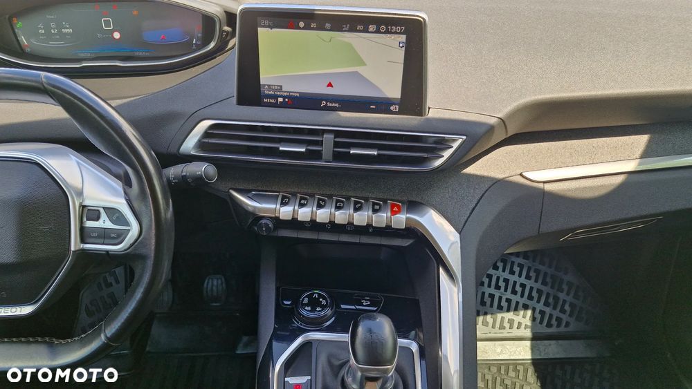 Peugeot 3008 1.6 BlueHDi Allure S&S - 15