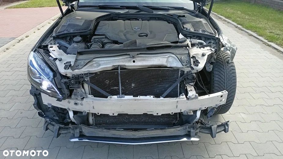 Mercedes-Benz Klasa C 220 (BlueTEC) d 7G-TRONIC Avantgarde - 9