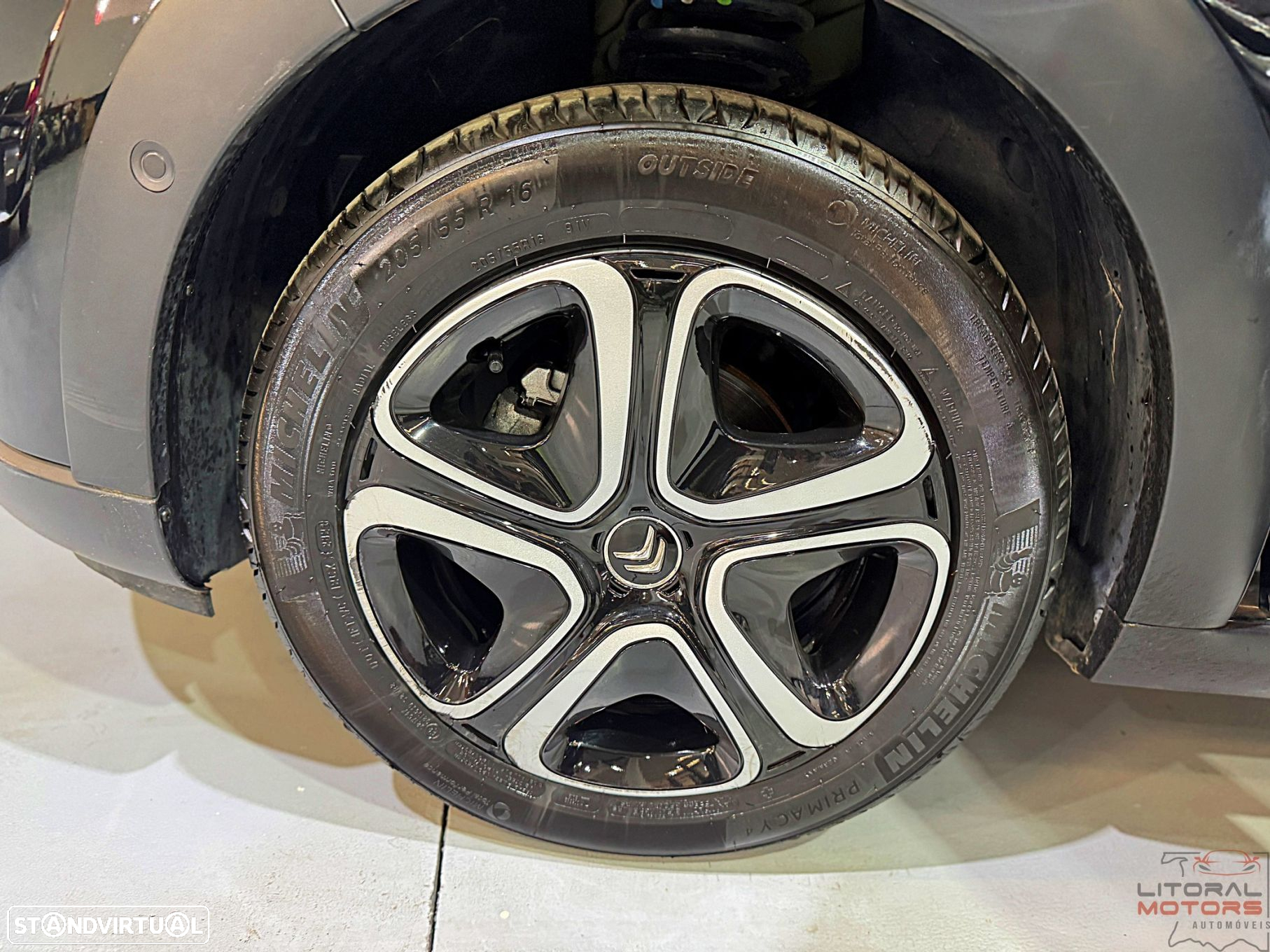 Citroën C3 1.2 PureTech Shine - 12