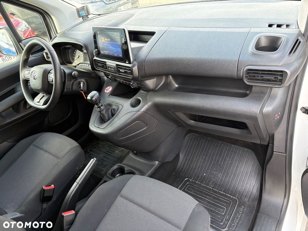 Toyota PROACE CITY - 23