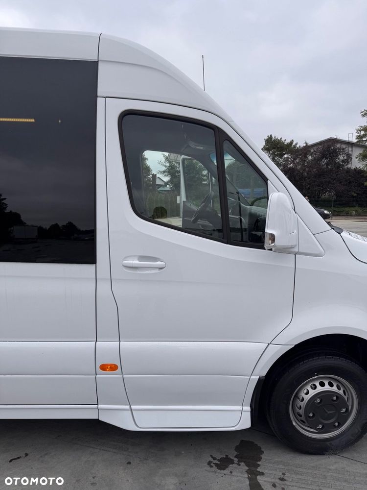 Mercedes-Benz Sprinter - 8