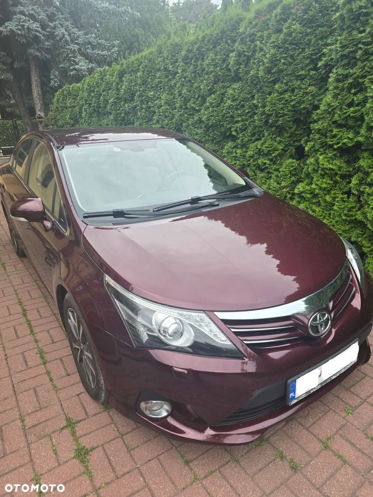 Toyota Avensis 1.8 Premium MS - 1