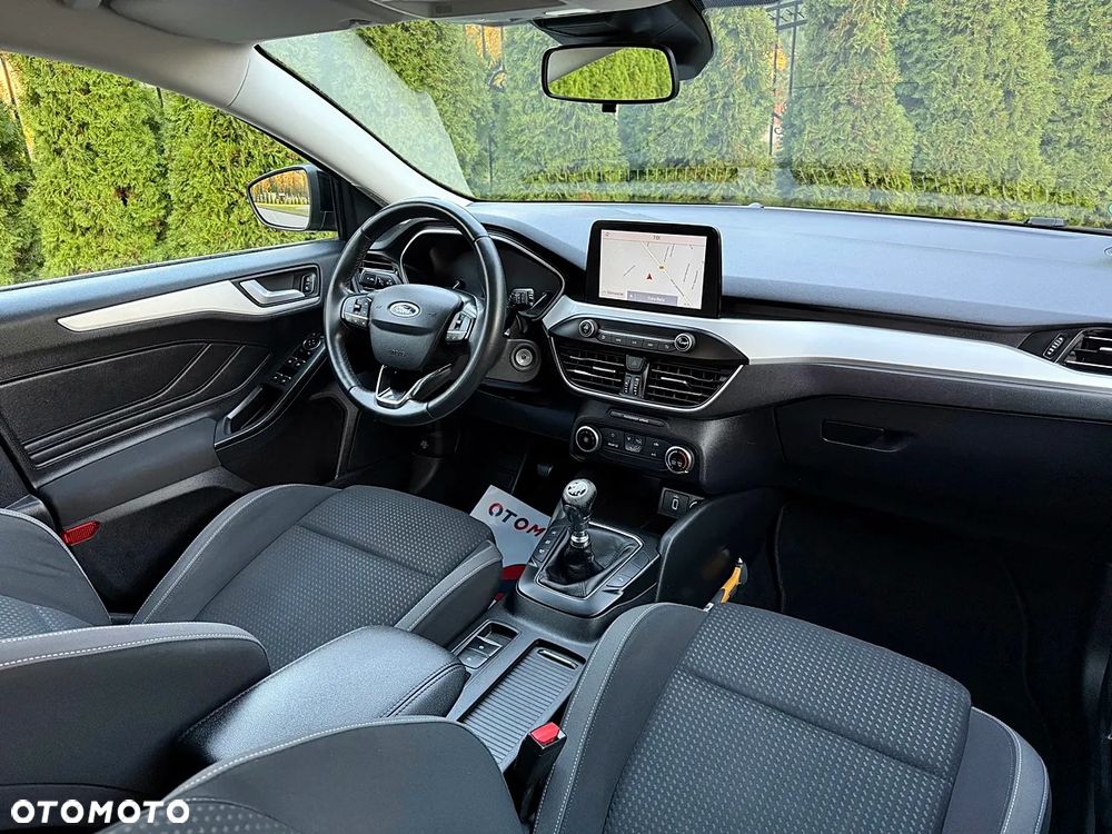 Ford Focus 2018 photo 3